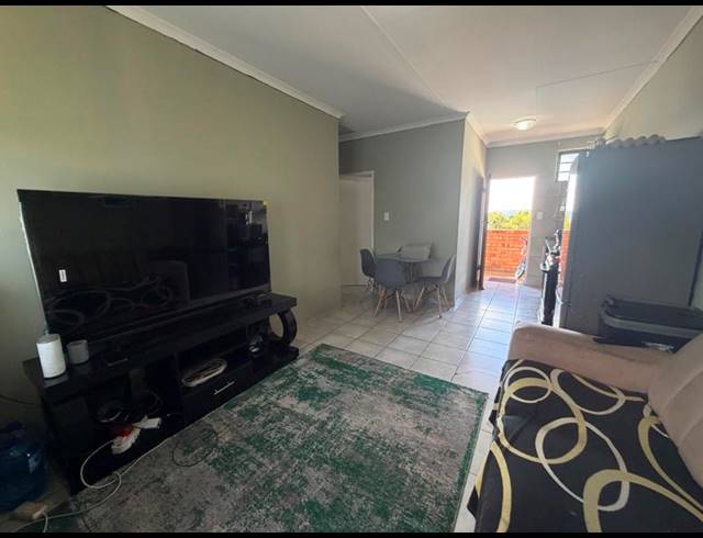 2 BEDROOM APARTMENT FOR SALE IN ELANDSPOORT
